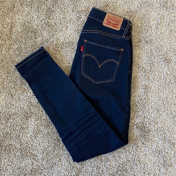 Levi’s 721 High Rise Skinny Jeans - Picture 2 of 6